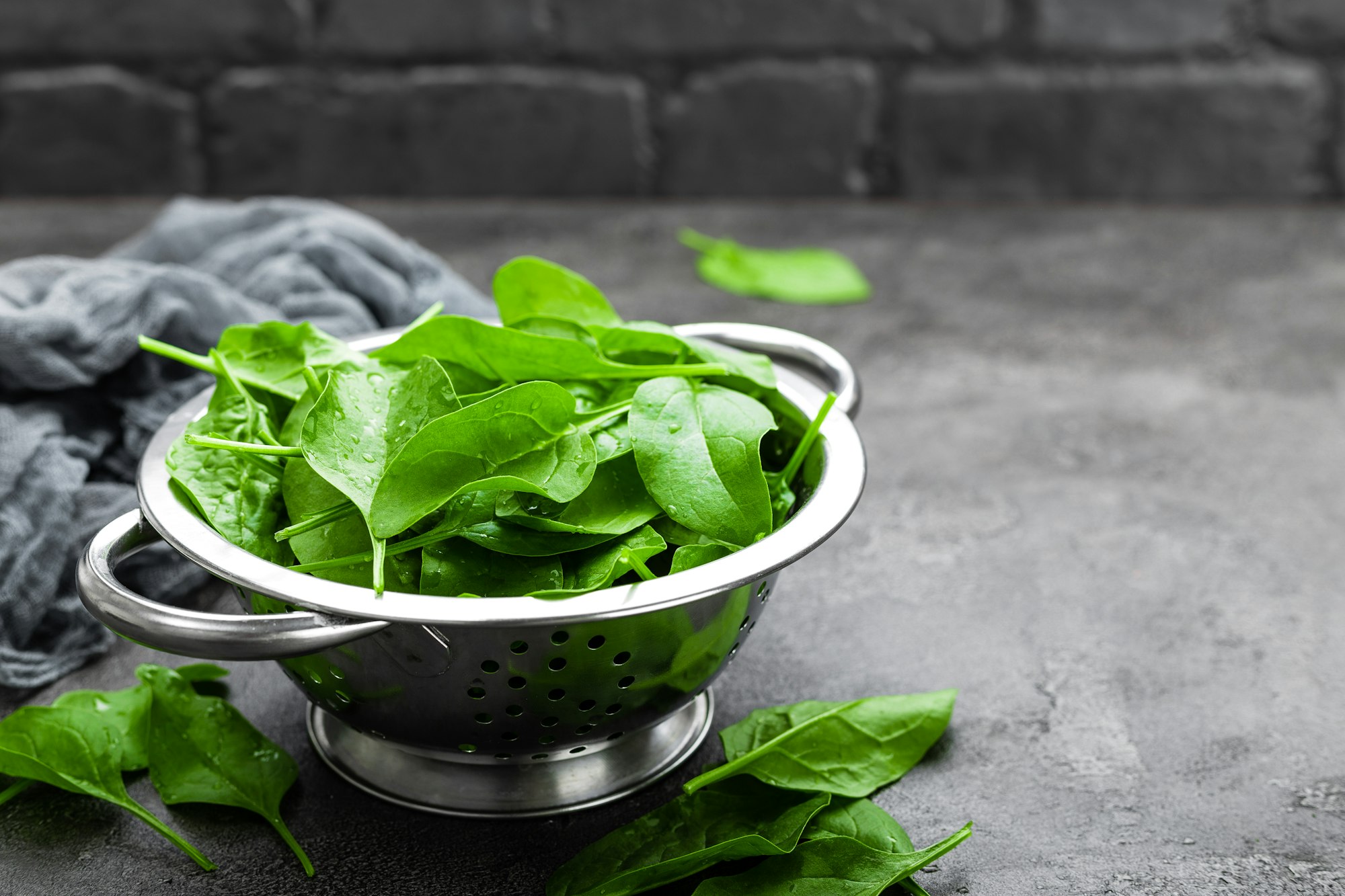 Spinach. Fresh spinach leaves